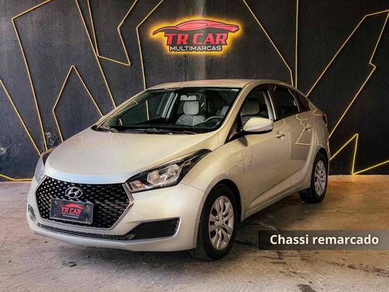 HYUNDAI HB20S 1.6 COMFORT PLUS 16V FLEX 4P AUTOMÁTICO HYUNDAI HB20S 1.6 COMFORT PLUS 16V FLEX 4P AUTOMÁTICO